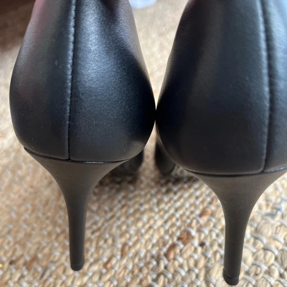 Versace Black Leather Pointed Pumps with Gold Toe Caps - Picture 4 of 11